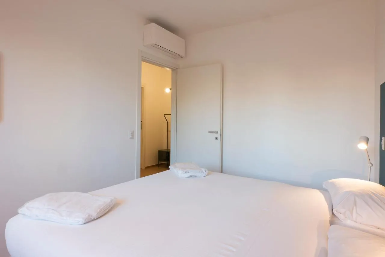 Nuovo E Ampio Appartamento Con Terrazzo - Via Depretis Milan 0*,  Italy