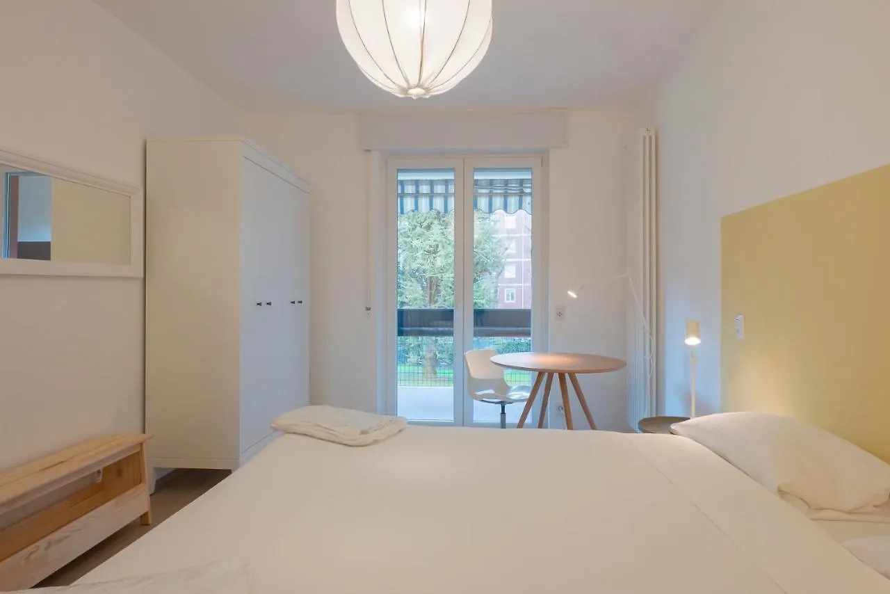 Nuovo E Ampio Appartamento Con Terrazzo - Via Depretis Milan Apartment