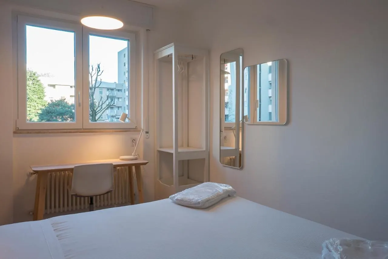 Apartment Nuovo E Ampio Appartamento Con Terrazzo - Via Depretis Milan